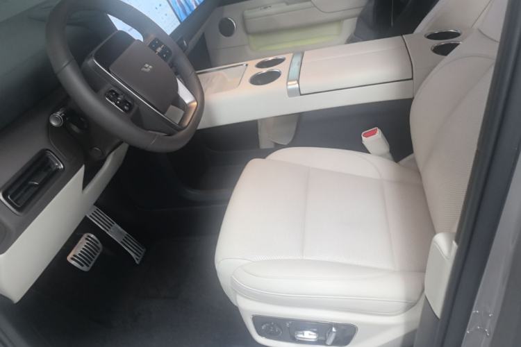 Used Li Auto MEGA 2024 Ultra Model Left Front Seat