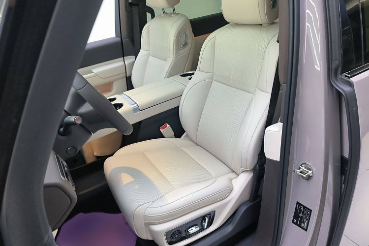 Used Li Auto MEGA 2024 Ultra Model Left Front Seat