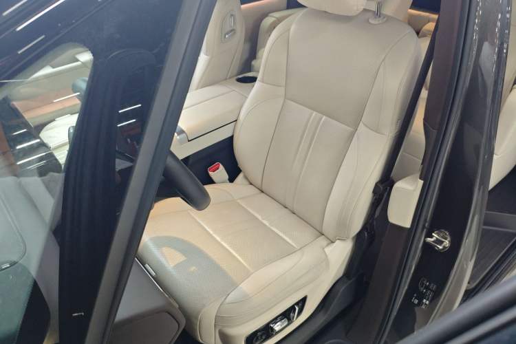 Used Li Auto MEGA 2024 Ultra Model Left Front Seat