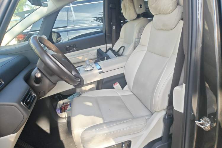Used Li Auto MEGA 2024 Ultra Model Left Front Seat