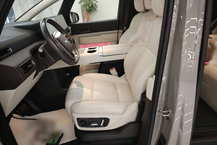 Used Li Auto MEGA 2024 Ultra Model Left Front Seat