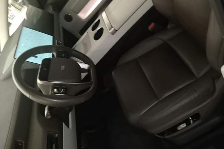 Used Li Auto MEGA 2024 Ultra Model Left Front Seat
