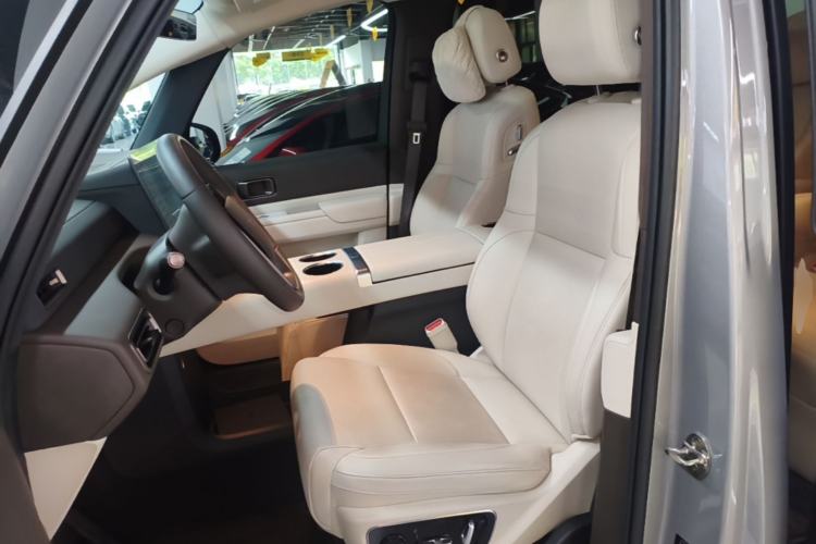 Used Li Auto MEGA 2024 Ultra Model Left Front Seat