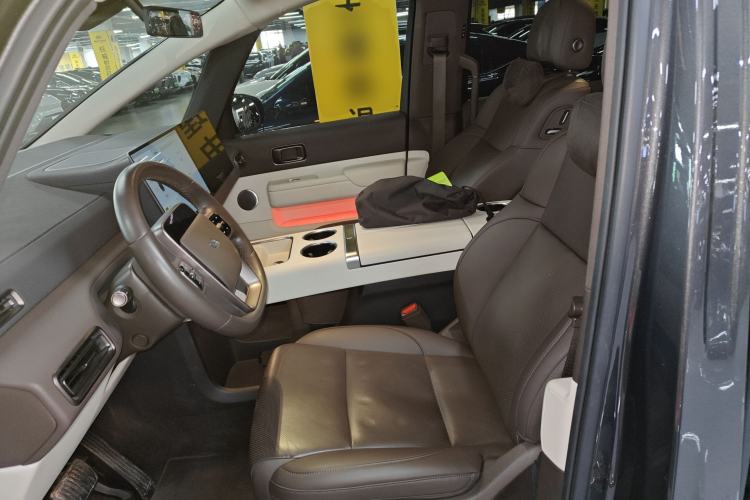 Used Li Auto MEGA 2024 Ultra Model Left Front Seat
