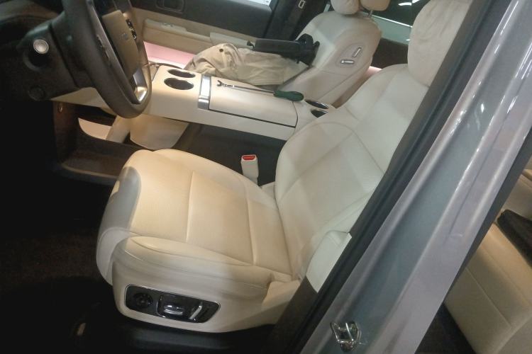 Used Li Auto MEGA 2024 Ultra Model Left Front Seat