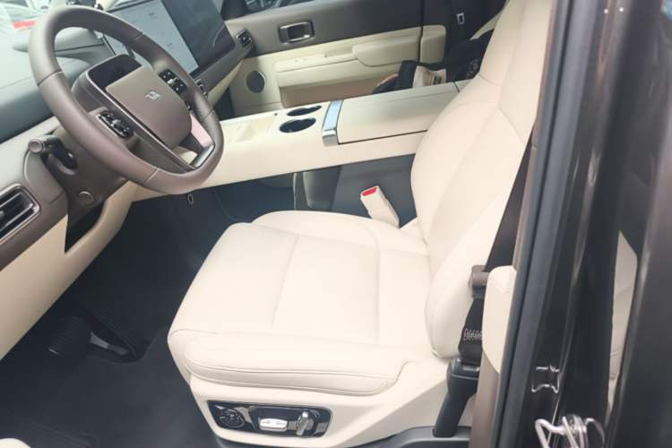 Used Li Auto MEGA 2024 Ultra Model Left Front Seat
