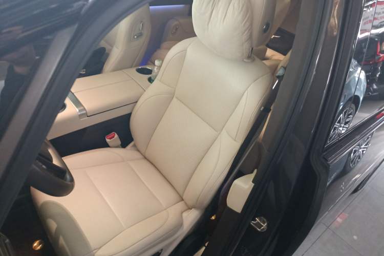 Used Li Auto MEGA 2024 Ultra Model Left Front Seat