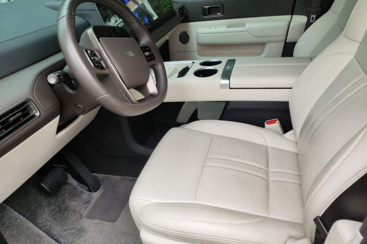 Used Li Auto MEGA 2024 Ultra Model Left Front Seat