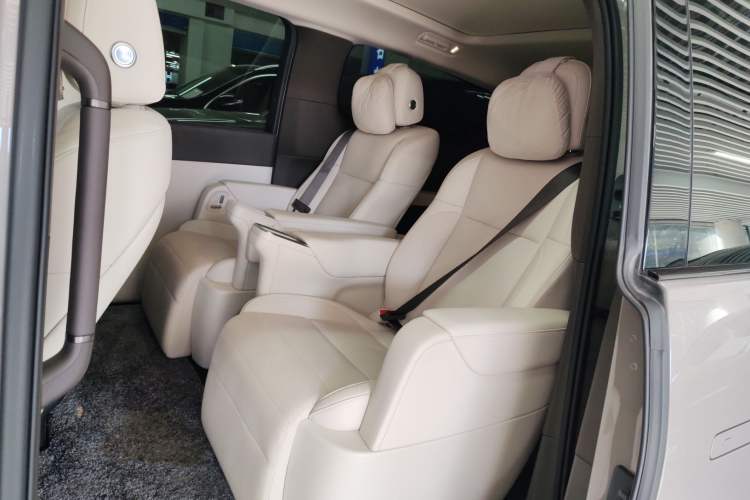 Used Li Auto MEGA 2024 Ultra Model Left Rear Seat