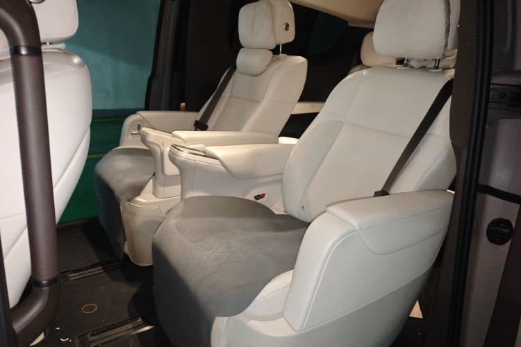 Used Li Auto MEGA 2024 Ultra Model Left Rear Seat