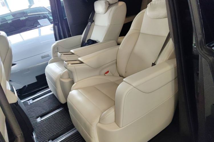 Used Li Auto MEGA 2024 Ultra Model Left Rear Seat