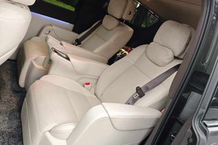 Used Li Auto MEGA 2024 Ultra Model Left Rear Seat