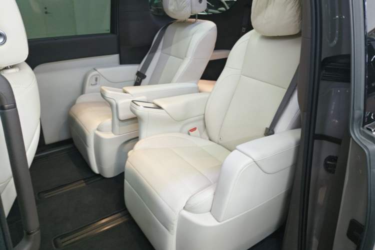Used Li Auto MEGA 2024 Ultra Model Left Rear Seat