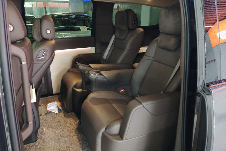 Used Li Auto MEGA 2024 Ultra Model Left Rear Seat