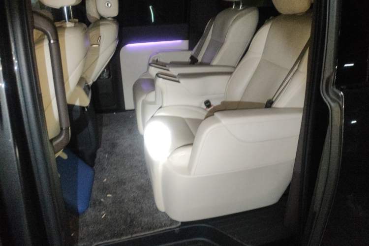 Used Li Auto MEGA 2024 Ultra Model Left Rear Seat