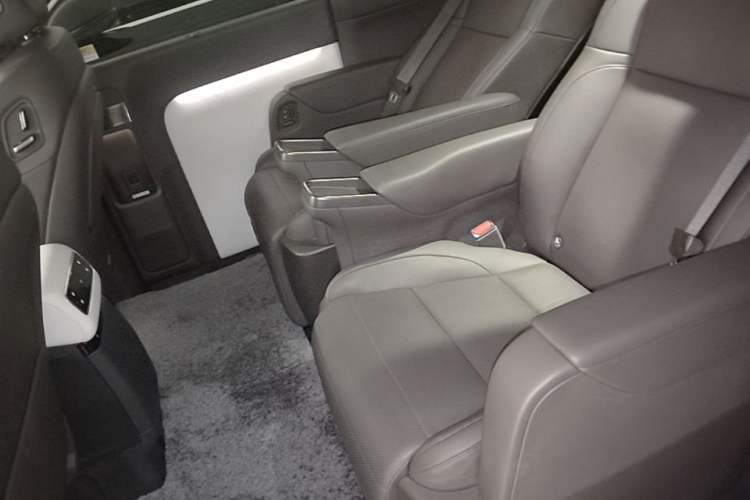 Used Li Auto MEGA 2024 Ultra Model Left Rear Seat