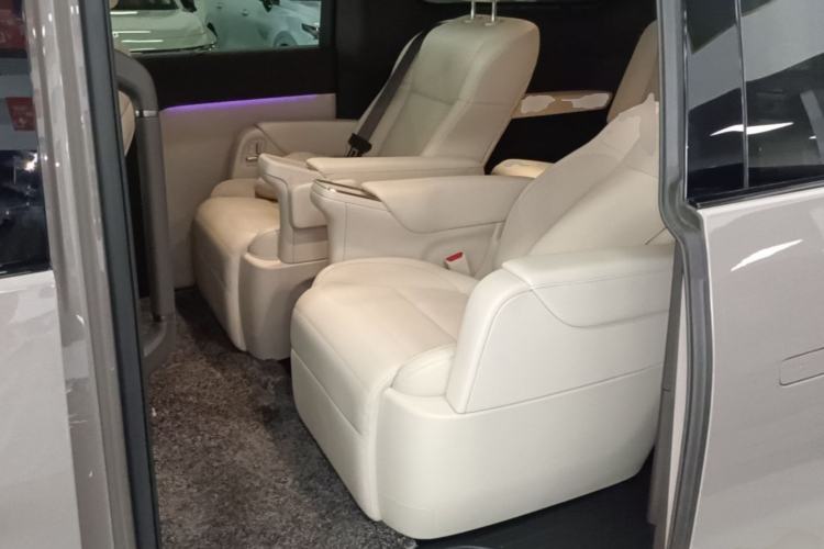 Used Li Auto MEGA 2024 Ultra Model Left Rear Seat