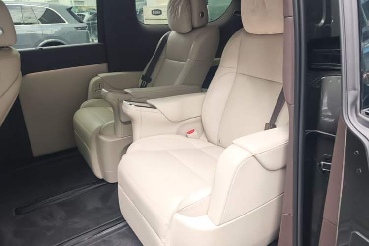 Used Li Auto MEGA 2024 Ultra Model Left Rear Seat