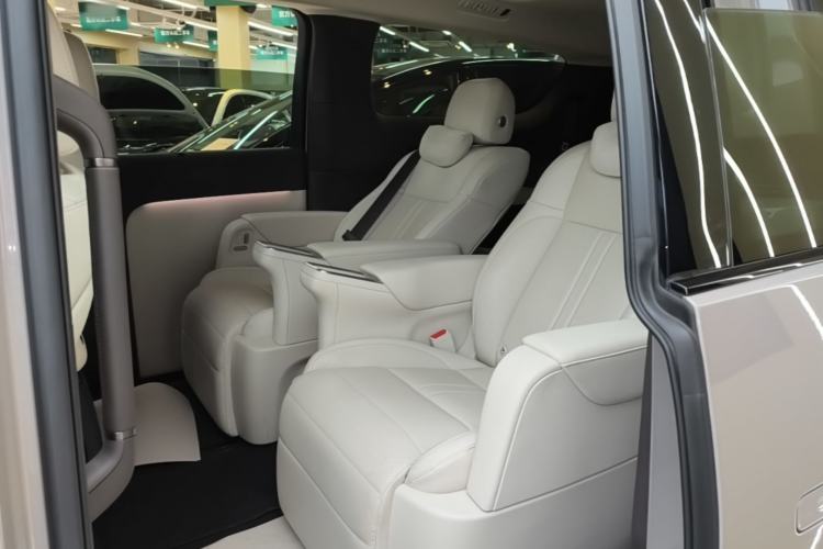 Used Li Auto MEGA 2024 Ultra Model Left Rear Seat