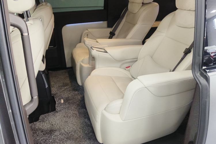 Used Li Auto MEGA 2024 Ultra Model Left Rear Seat