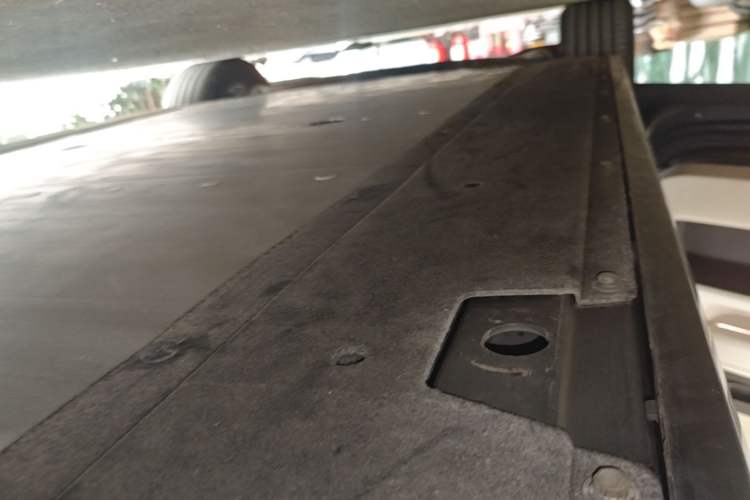 Used Li Auto MEGA 2024 Ultra Model Left Side Sill