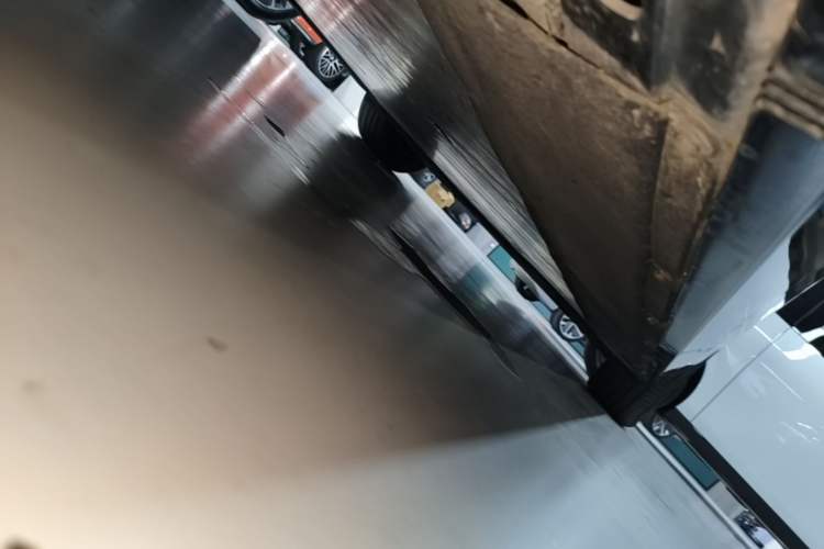 Used Li Auto MEGA 2024 Ultra Model Left Side Sill