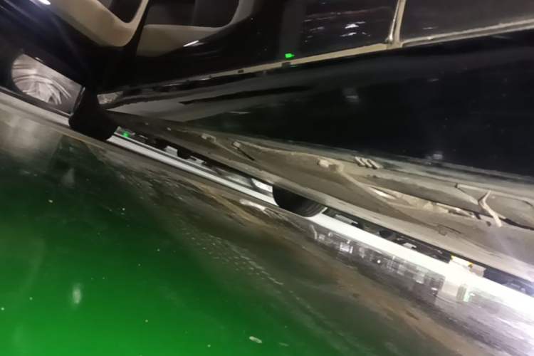 Used Li Auto MEGA 2024 Ultra Model Left Side Sill