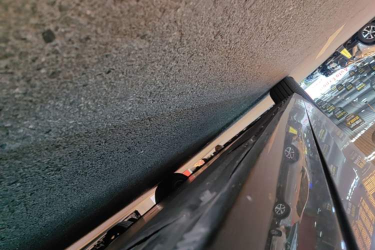 Used Li Auto MEGA 2024 Ultra Model Left Side Sill