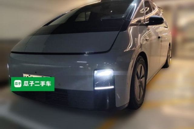 Used Li Auto MEGA 2024 Ultra Model