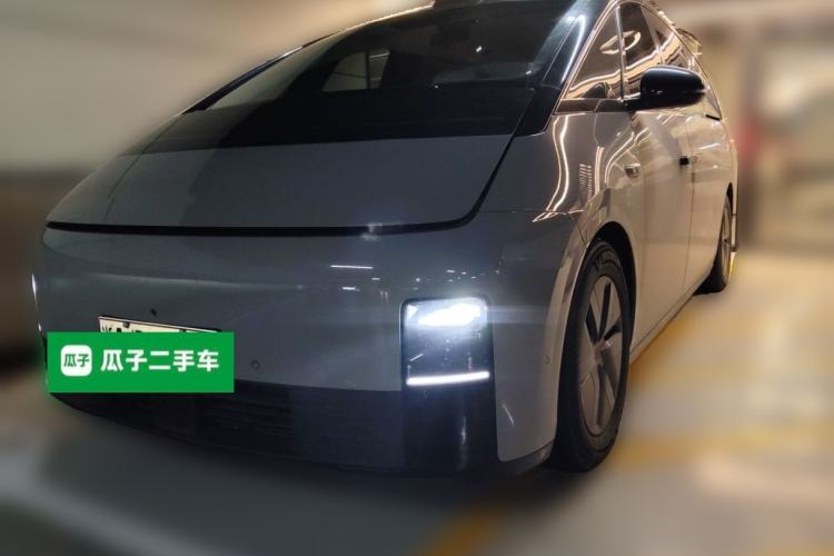 Used Li Auto MEGA 2024 Ultra Model Guazi used car, China used car export, Used car for sale, Used cars, Cheapest cars for sale