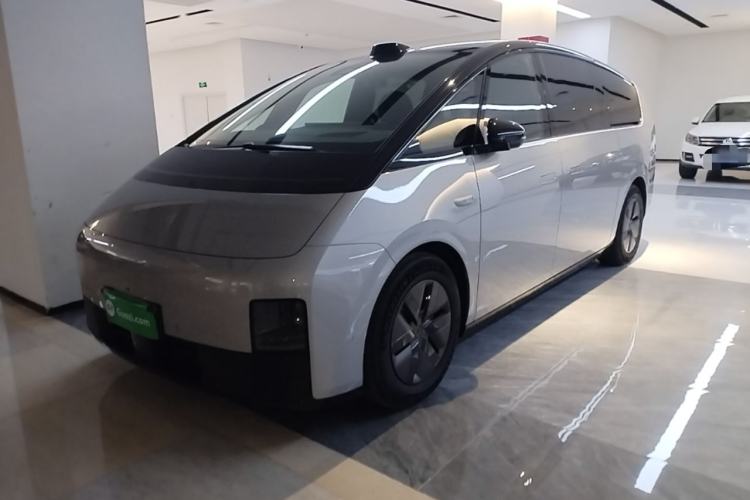 Li Auto MEGA 2024 Ultra Model
