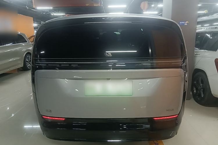 Used Li Auto MEGA 2024 Ultra Model Rear