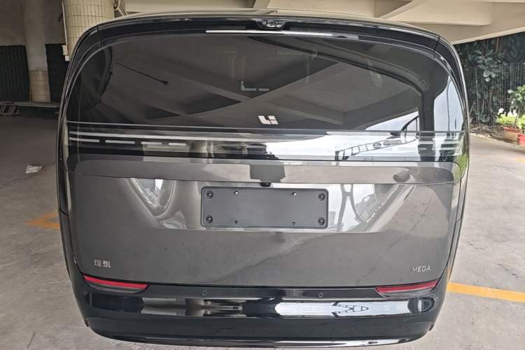 Used Li Auto MEGA 2024 Ultra Model Rear