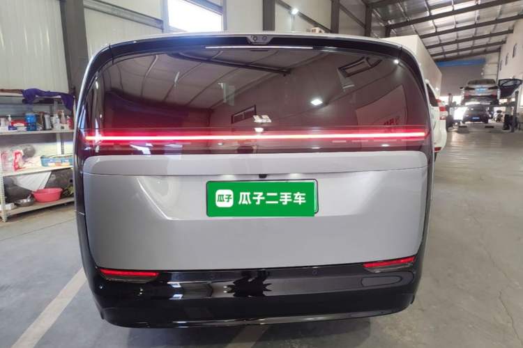 Used Li Auto MEGA 2024 Ultra Model Rear