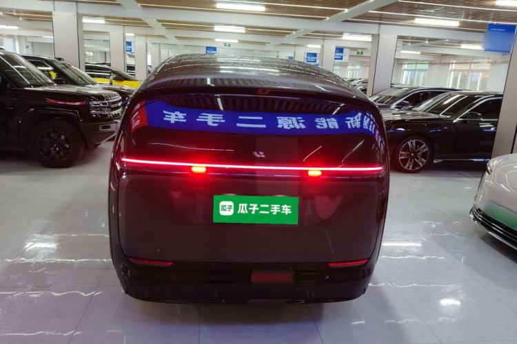 Used Li Auto MEGA 2024 Ultra Model Rear
