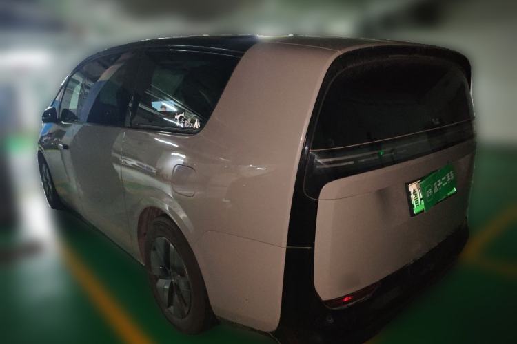 Used Li Auto MEGA 2024 Ultra Model Rear Left 45 Deg