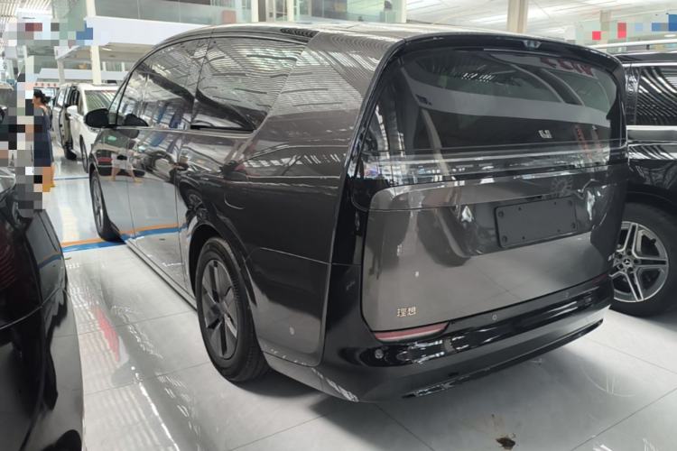 Used Li Auto MEGA 2024 Ultra Model Rear Left 45 Deg
