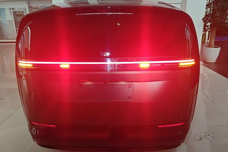 Used Li Auto MEGA 2024 Ultra Model Rear