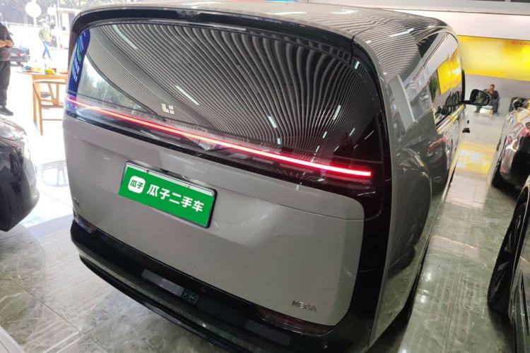 Used Li Auto MEGA 2024 Ultra Model Rear Right 45 Deg