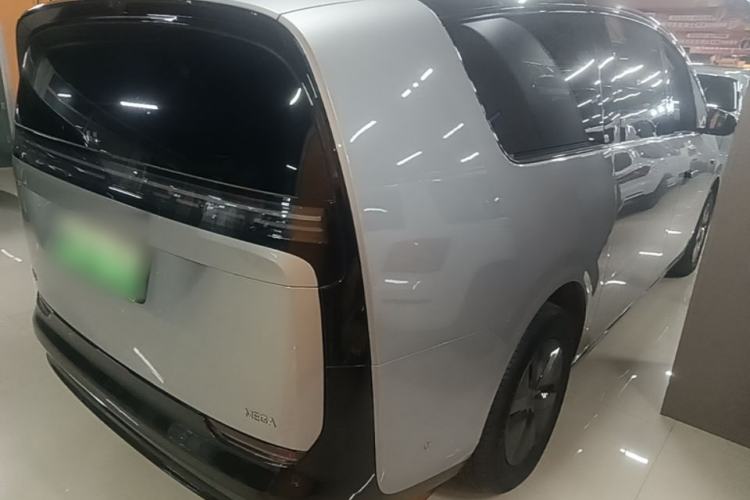 Used Li Auto MEGA 2024 Ultra Model Rear Right 45 Deg