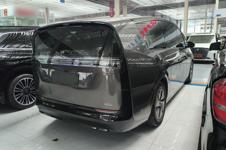 Used Li Auto MEGA 2024 Ultra Model Rear Right 45 Deg