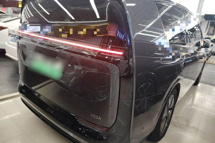 Used Li Auto MEGA 2024 Ultra Model Rear Right 45 Deg
