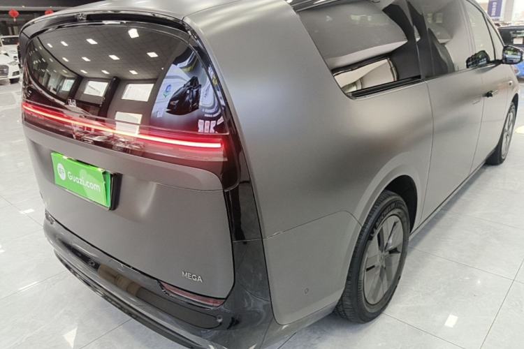 Used Li Auto MEGA 2024 Ultra Model Rear Right 45 Deg