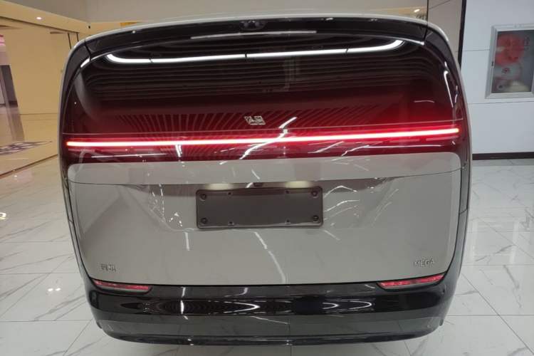 Used Li Auto MEGA 2024 Ultra Model Rear