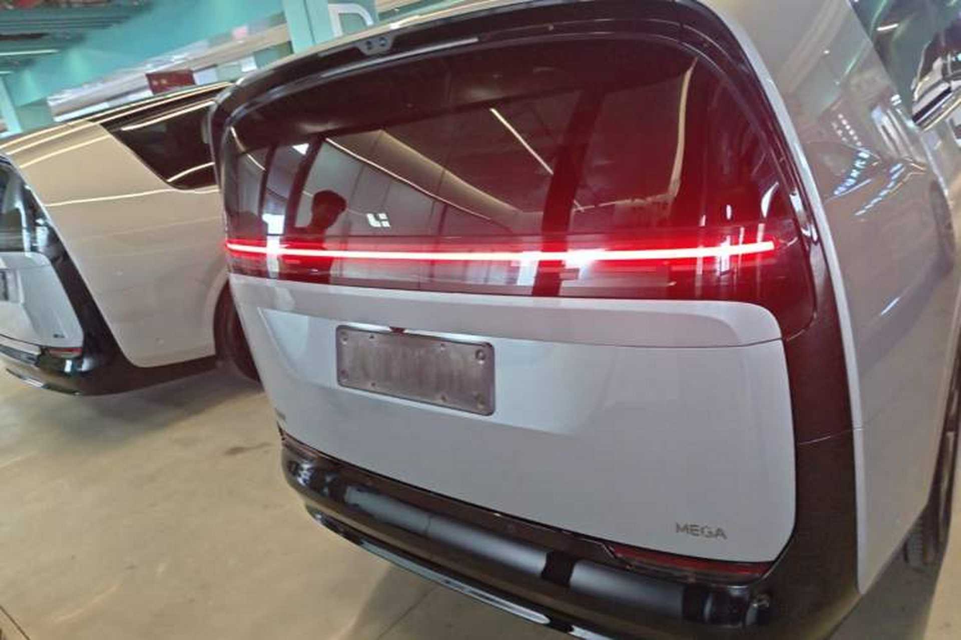 Used Li Auto MEGA 2024 Ultra Model Rear