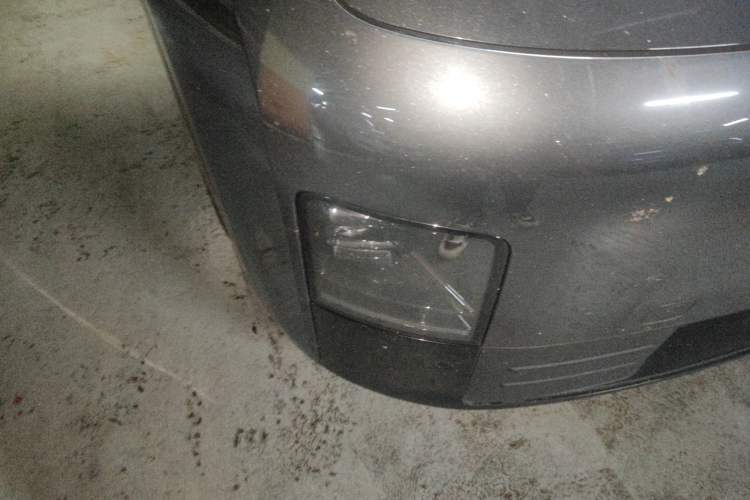 Used Li Auto MEGA 2024 Ultra Model Right Front Headlight