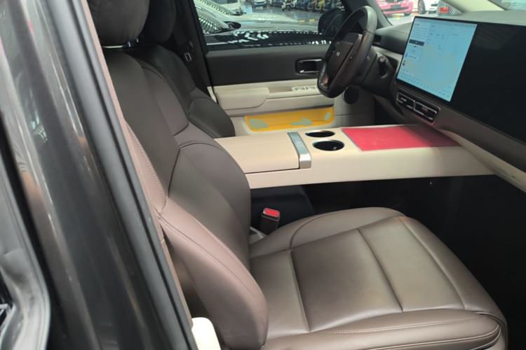 Used Li Auto MEGA 2024 Ultra Model Right Front Seat