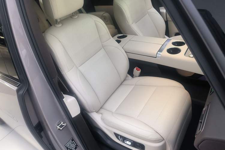 Used Li Auto MEGA 2024 Ultra Model Right Front Seat