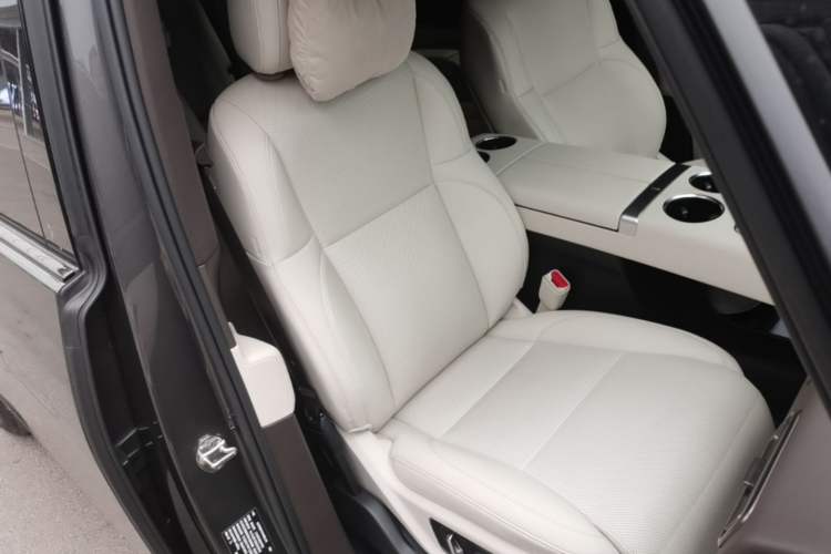 Used Li Auto MEGA 2024 Ultra Model Right Front Seat