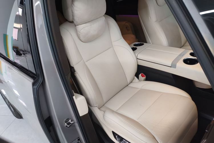 Used Li Auto MEGA 2024 Ultra Model Right Front Seat